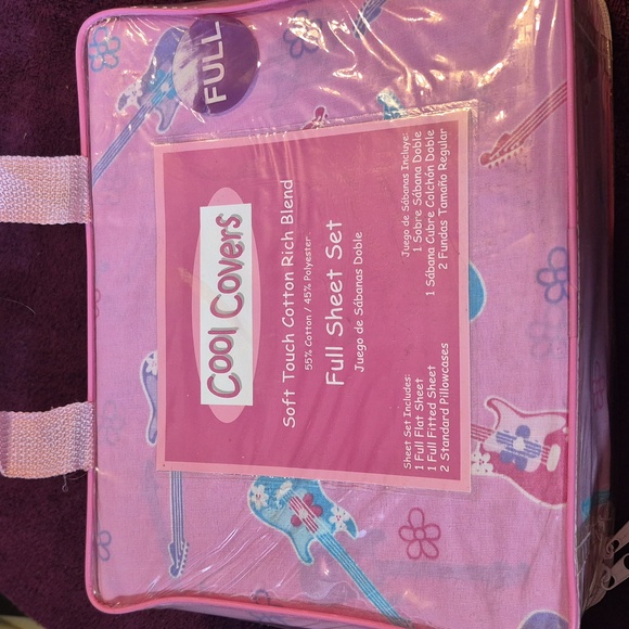 Pink Full Sheet Set - Picture 3 of 4